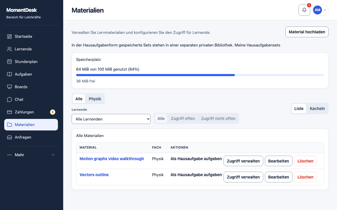 Lernmaterial hochladen und bearbeiten: MomentDesk-Oberfläche mit erfundenen Namen und Einträgen.