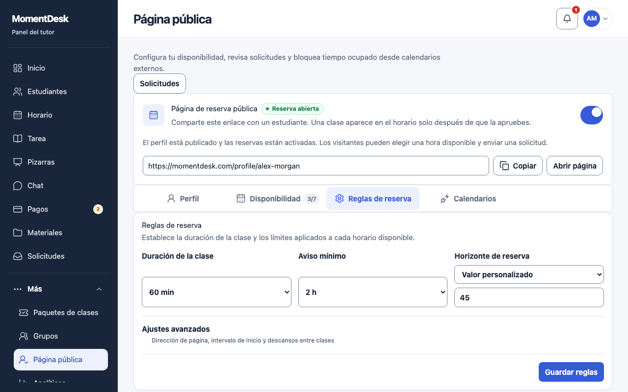 Definir reglas: Interfaz de MomentDesk con nombres y registros ficticios.