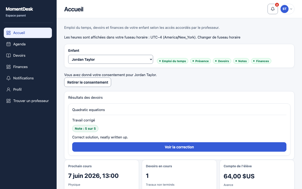 Utiliser l’accueil parent: Interface de MomentDesk avec des noms et données fictifs.