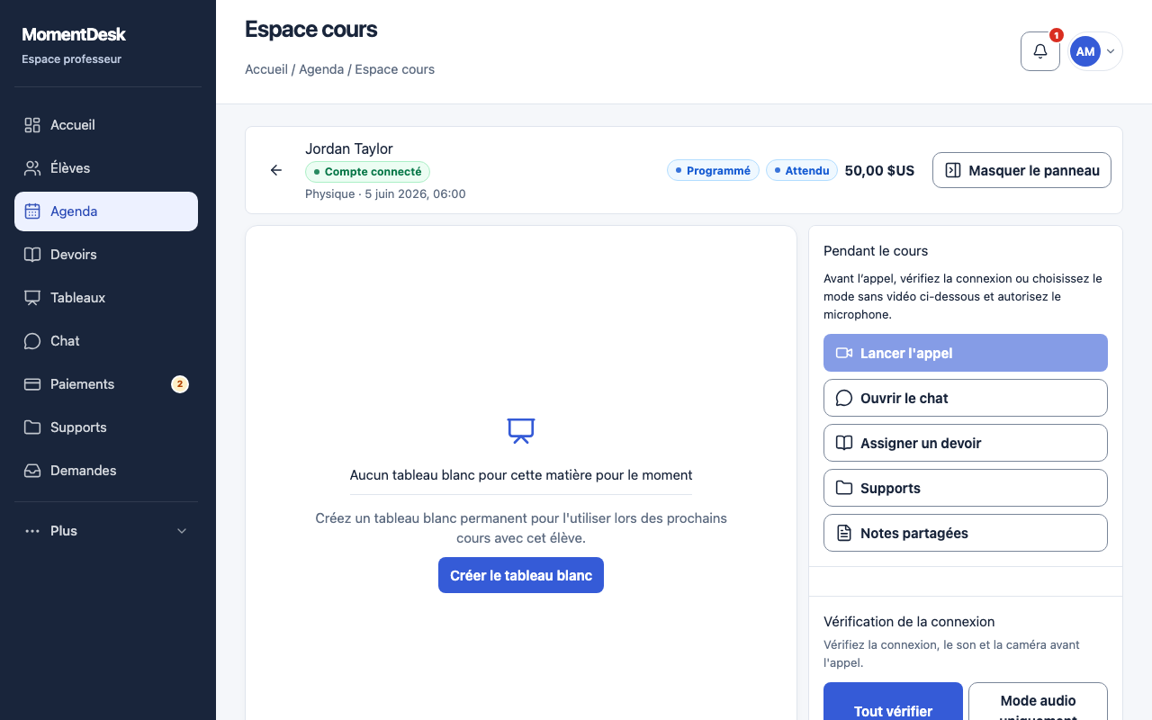 Donner un cours dans un seul espace: Interface de MomentDesk avec des noms et données fictifs.