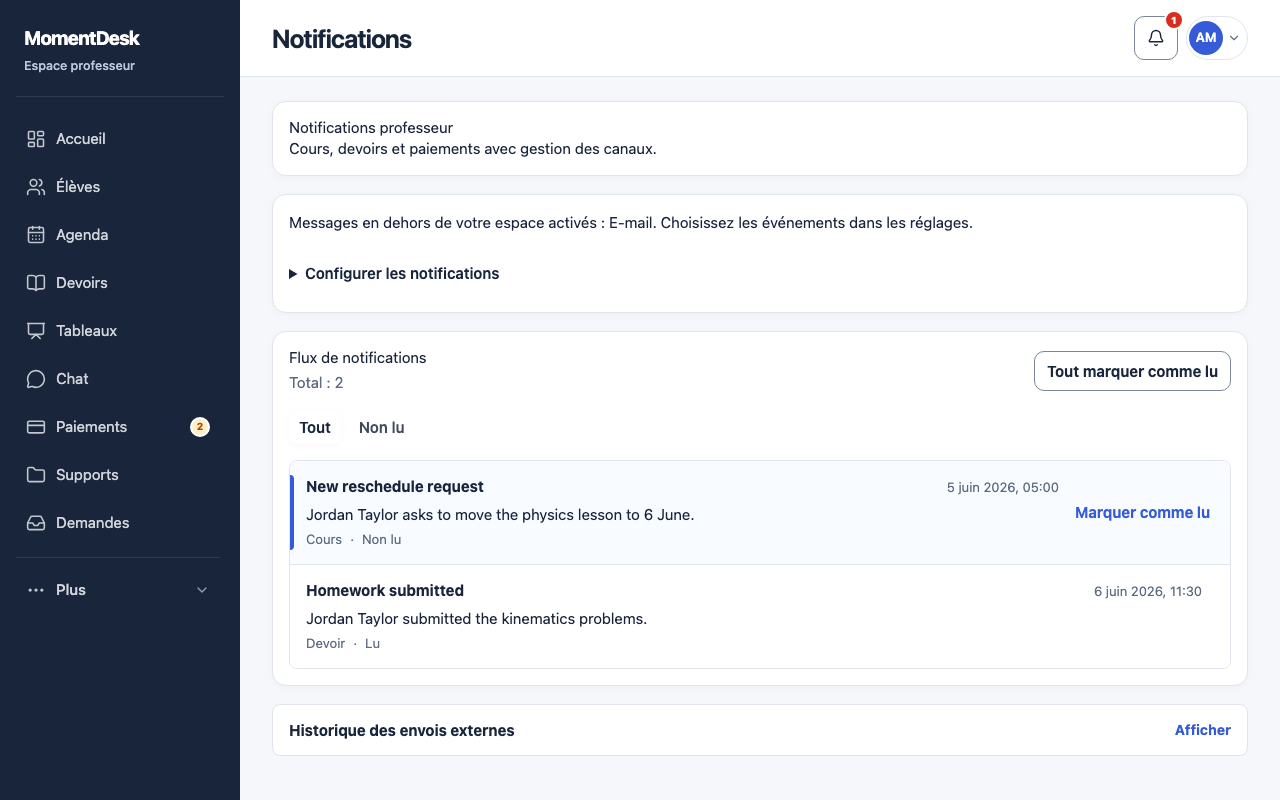 Utiliser le centre de notifications: Interface de MomentDesk avec des noms et données fictifs.