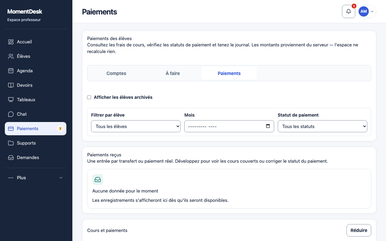 Lire le journal financier d’un élève: Interface de MomentDesk avec des noms et données fictifs.